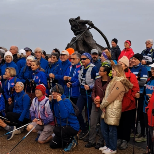Téléthon 2025 Running Club Croisicais : mobilisation collective des adhérents lors d’une marche solidaire au Croisic