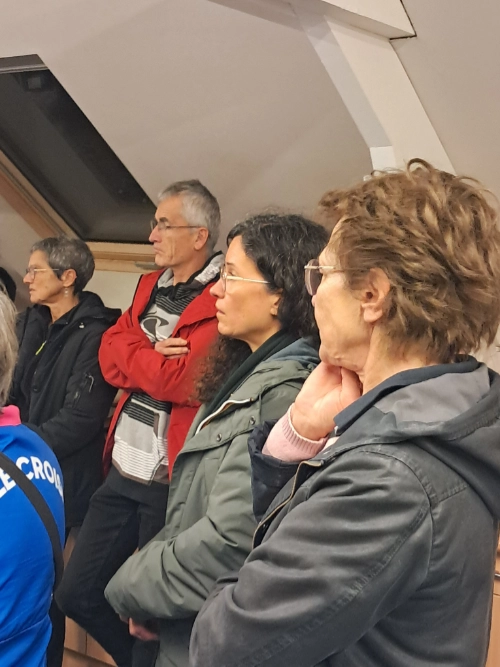 Don Running Club Croisicais à la SNSM : participants réunis lors d’un moment officiel de remise